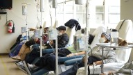 Promulgan ley que protege del despido a trabajadores con cáncer