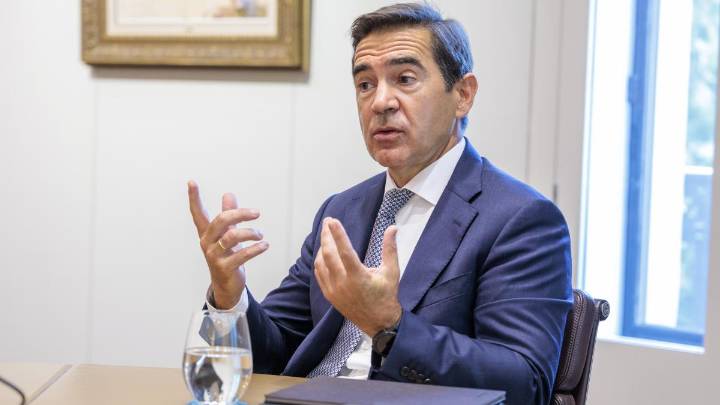 La opción de una segunda opa por el Sabadell gana peso entre los analistas