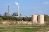 NRG receives $562 million state loan for new gas plant in Baytown