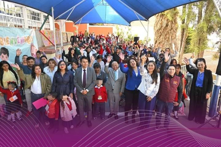 Entregan nuevo centro de cómputo en kínder Juan Dewey de Tlalnepantla