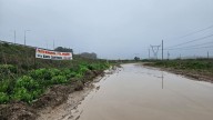 La queja de vecinos a metros de la Ruta 58: "Pileta municipal de Presidente Perón. Gestión Cantero"