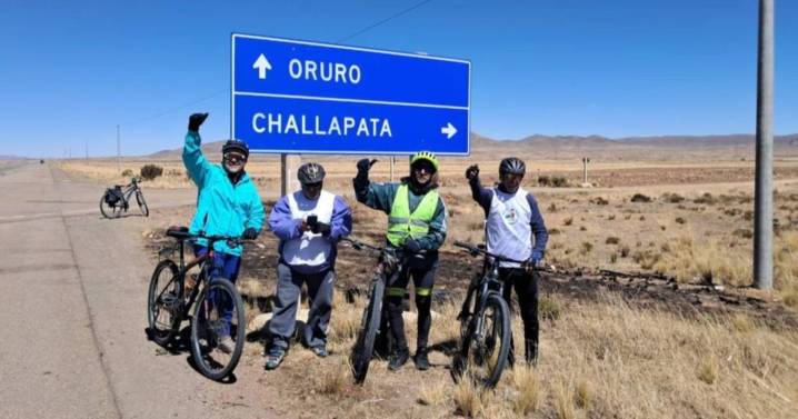Los salteños que peregrinan desde Lima están cerca de Oruro: aún restan 1.000 km para llegar a la Catedral