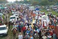 IMPRESIONANTE! Más de 200 mil jóvenes a Itatí bajo el lema “Como María, peregrinos de esperanza”