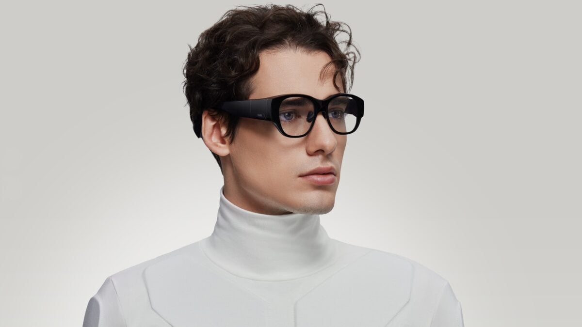 These 1080p Smart Glasses Can Be Controlled With a Touch