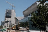 Obama center construction tab reaches $615 million as opening nears