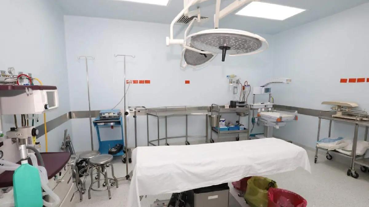 Cárcel de hasta 6 años por cirugías estéticas a menores, proponen en Puebla