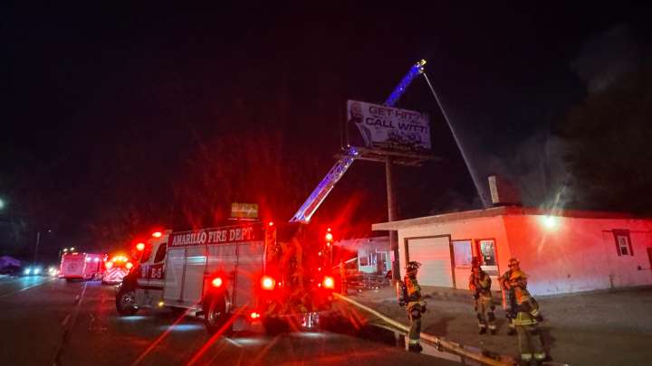 Amarillo crews battle fire at S Washington commercial building