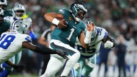 Defending champion Philadelphia Eagles edge Dallas Cowboys 24