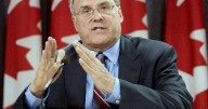 Hockey, political players react to death of Montreal Canadiens great Ken Dryden