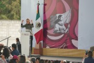 Anuncia Sheinbaum repavimentación de todas las carreteras federales en Tlaxcala; 370 mil 664 personas reciben apoyos de programas