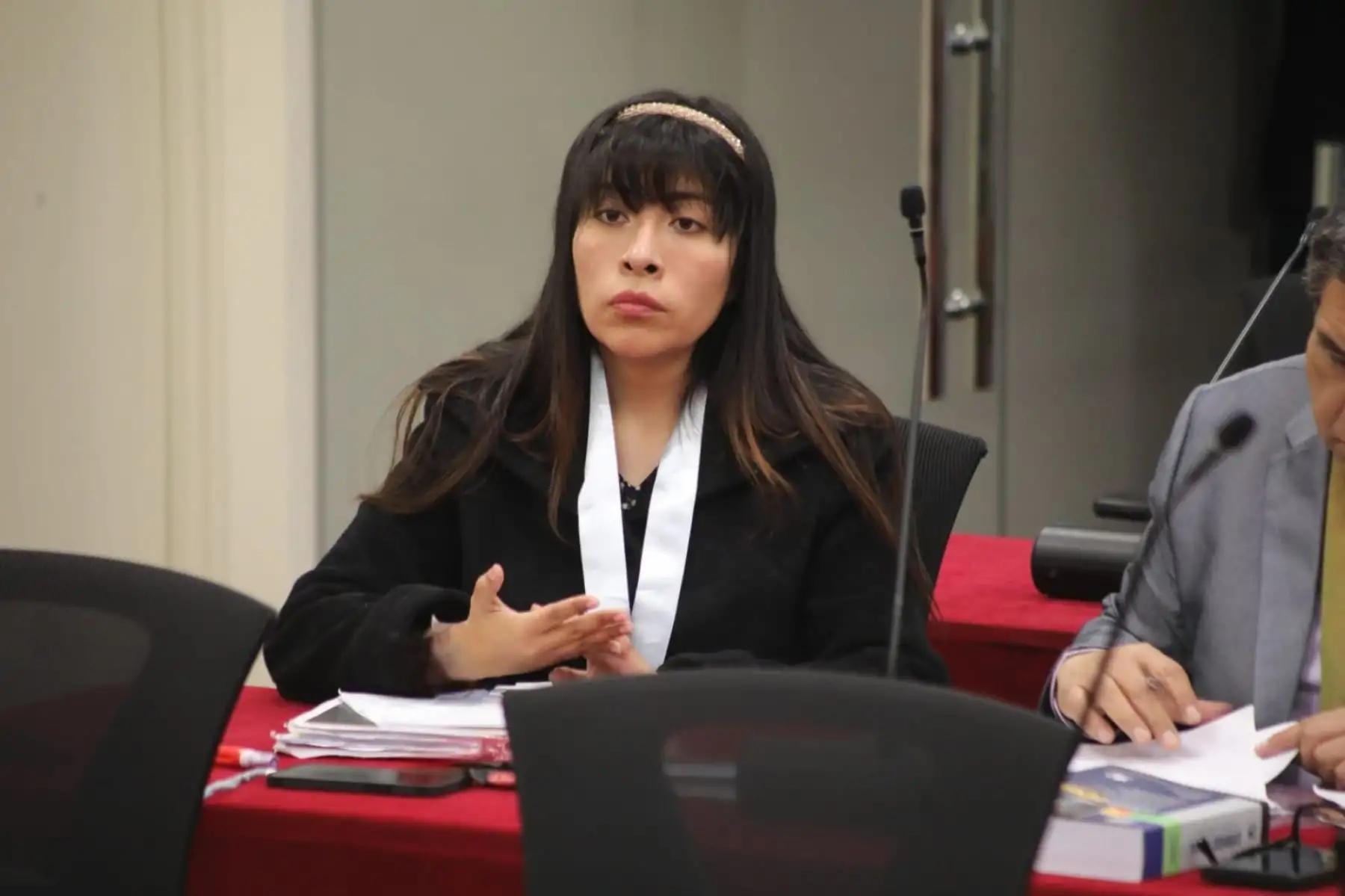 Betssy Chavez: Poder Judicial dispone 10 meses de impedimento de salida del país