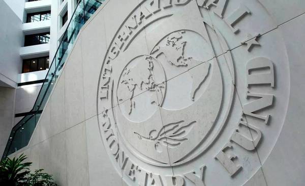 Ex economista del FMI advierte sobre una "nueva espiral devaluatoria" en Argentina