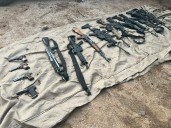 Detiene Ejército a 10 civiles y les aseguran armamento en Culiacán