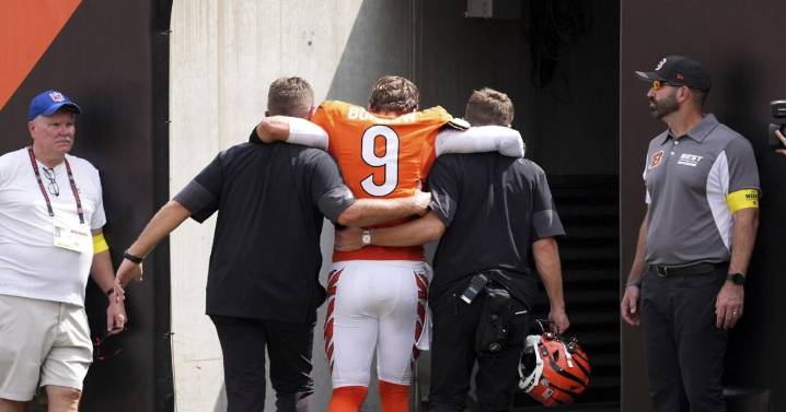 Bengals QB Joe Burrow to have surgery on left toe and miss multiple months, AP source says