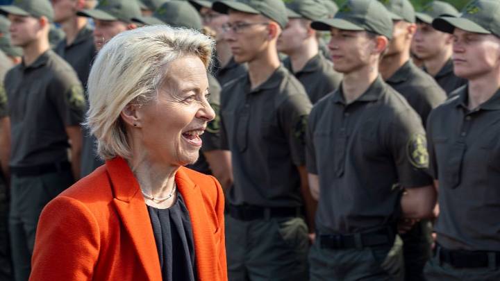 Fresh no-confidence votes stalk EU's Ursula von der Leyen