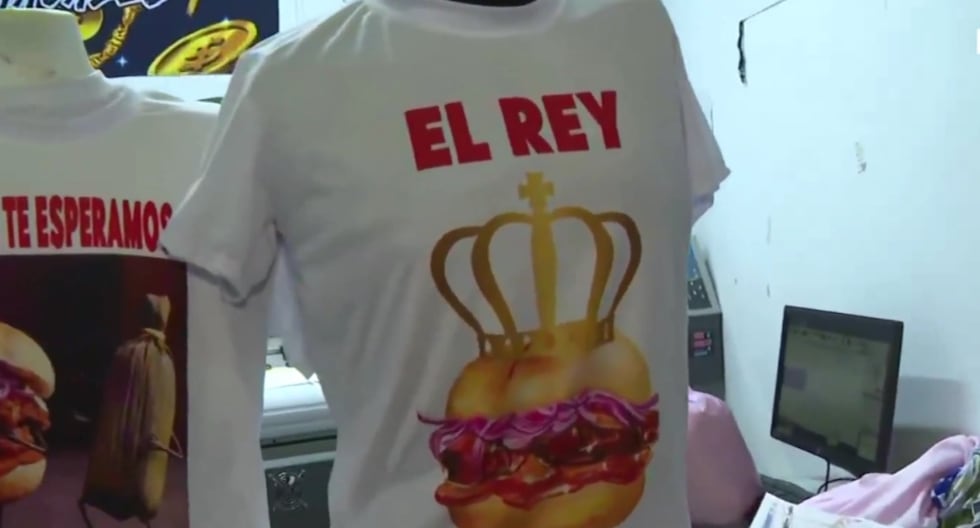 Pan con chicharrón | Mundial de Desayunos: comerciantes de Gamarra ofrecen polos con frases |