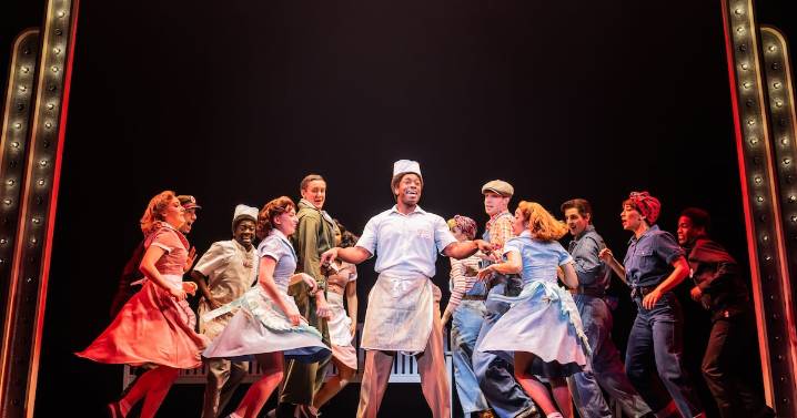 Atlanta actor ‘steals the show’ in national tour of ‘Back to the Future’