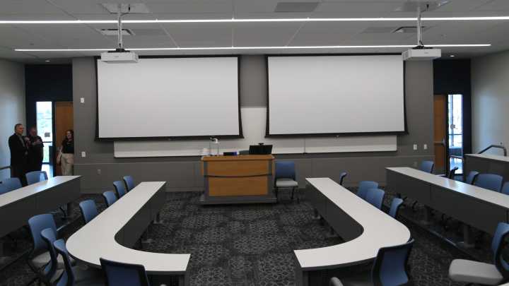 Nevada job market struggles are likely temporary, UNR professor says