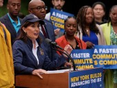 ¿Por qué dicen que Kathy Hochul es una mala gobernadora en New York? Argumentos de sus críticos