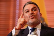 Aplazan audiencia migratoria en EE.UU. para exministro correísta imputado en Ecuador