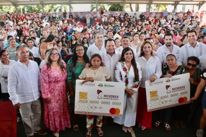 Apoyo a madres autónomas en Yucatán: comienzan entregas de tarjetas Elvia Carrillo Puerto