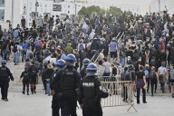 Protestas por asunción del nuevo primer ministro en Francia dejan 250 detenidos