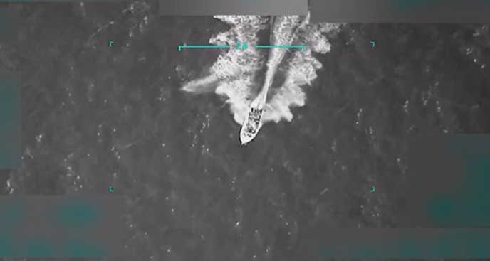 Trump Difunde Video del Ataque a Embarcación Narcotraficante y Anuncia la Muerte de 11 Supuestos «Terroristas»