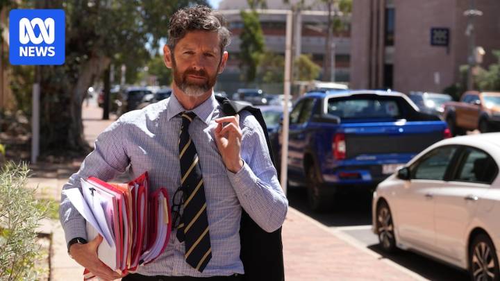 Men sentenced for riot amid 'pressure cooker' conditions in Alice Springs prison
