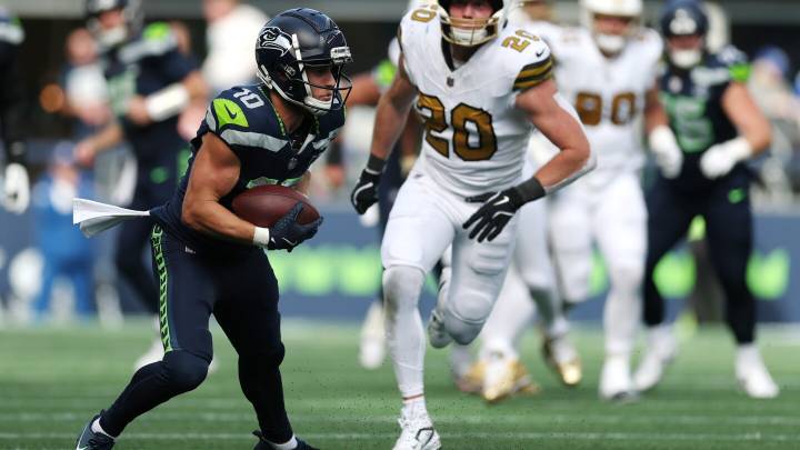 Seahawks dominate hapless Saints