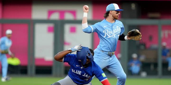 Royals’ back-to-back homers and Cameron’s pitching lift Royals over Blue Jays 2
