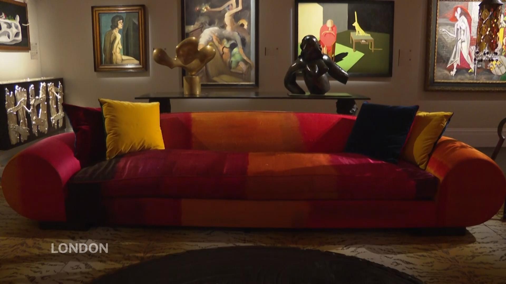 Koons, Magritte, Dali, Picasso, Warhol and more at Surrealist exhibition in London ++REPLAY++