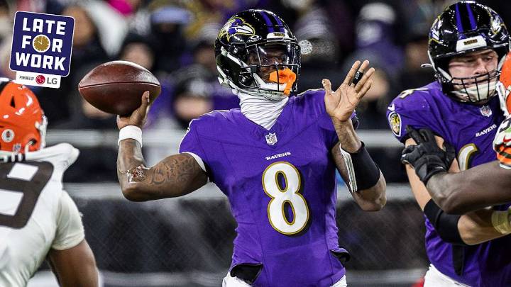 Late for Work: Pundit Says 'Lamar Jackson Is the Best Football Player on the Planet'