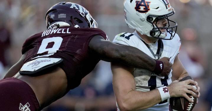 Offense struggles for Auburn in loss to Texas A&M
