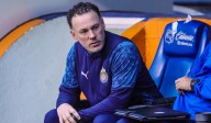 Milito critica la cancha de Puebla, pero “debíamos resolver el juego aún así”