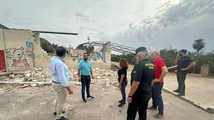 El temporal derriba el campo de fútbol de Callosa de Segura