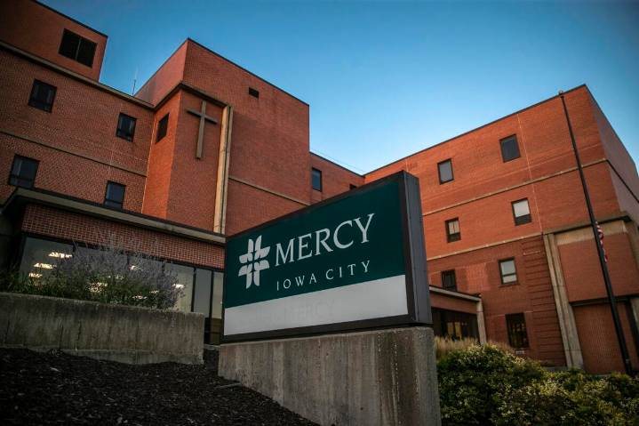 MercyOne calls Mercy Iowa City complaint a ‘novel,’ warranting dismissal
