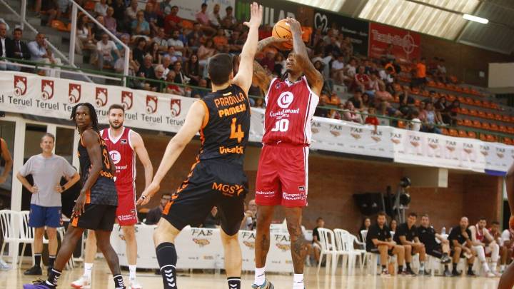 Valencia Basket le viene grande a Casademont Zaragoza en su segundo test de pretemporada