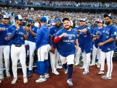 SIMMONS: How Alejandro Kirk's homers fit into Jays history