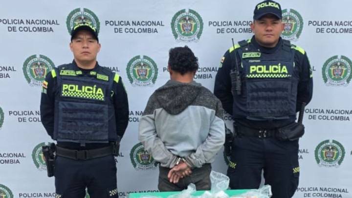 Hombre robó dinero de parroquia en el centro de Bogotá: todo quedó en video