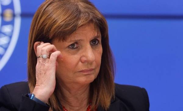 Denuncian penalmente a Bullrich por querer allanar periodistas: "Abuso"