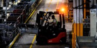 La economía tuvo una leve contracción en el segundo trimestre del año: el PBI cayó 0,1%