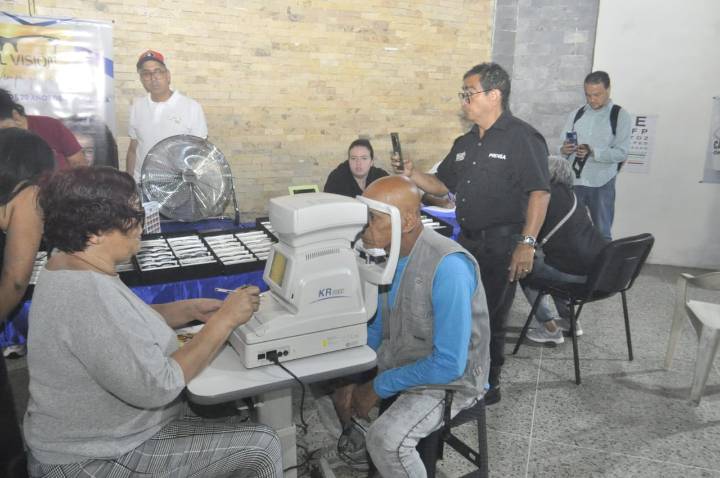 90 personas atendidas en jornada médica del CNP