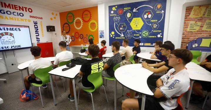 CSIF demanda más recursos para reducir la conflictividad en las aulas con motivo del inicio del curso