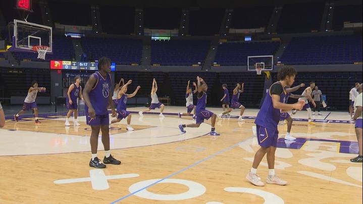 LSU men's basketball starts practice with almost entirely new roster