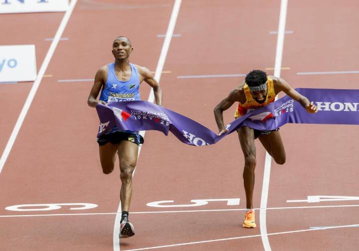 El campeón mundial de maratón se decide por 'foto finish'