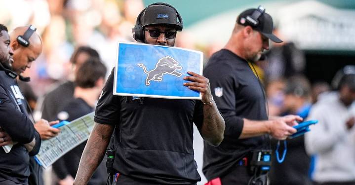 Lions report card: Trenches, coaching disappoint vs. Packers