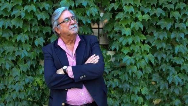Entre la ficción y la crítica al periodismo
