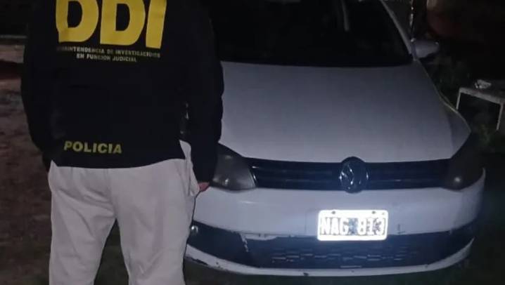 Triple Femicidio: Secuestraron un auto que habría sido el apoyo de la camioneta que hizo el traslado de las víctimas