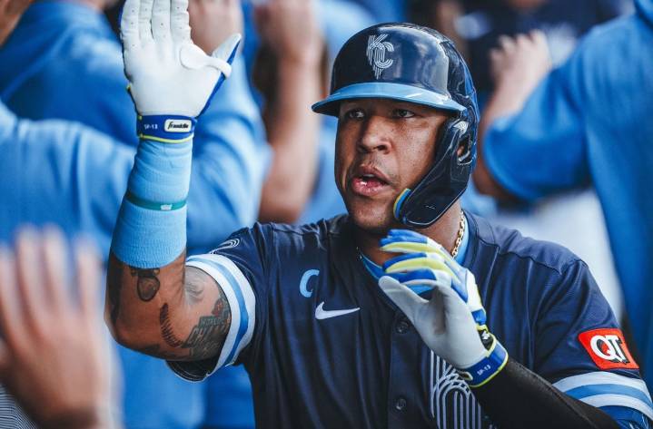 Salvador Pérez  fue clave en la  aplastante victoria de Reales de Kansas City ante Azulejos de Toronto  (+Video)