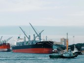 Bahía de Puerto Rico contaminada tras hundimiento de velero que ocasionó derrame de combustible